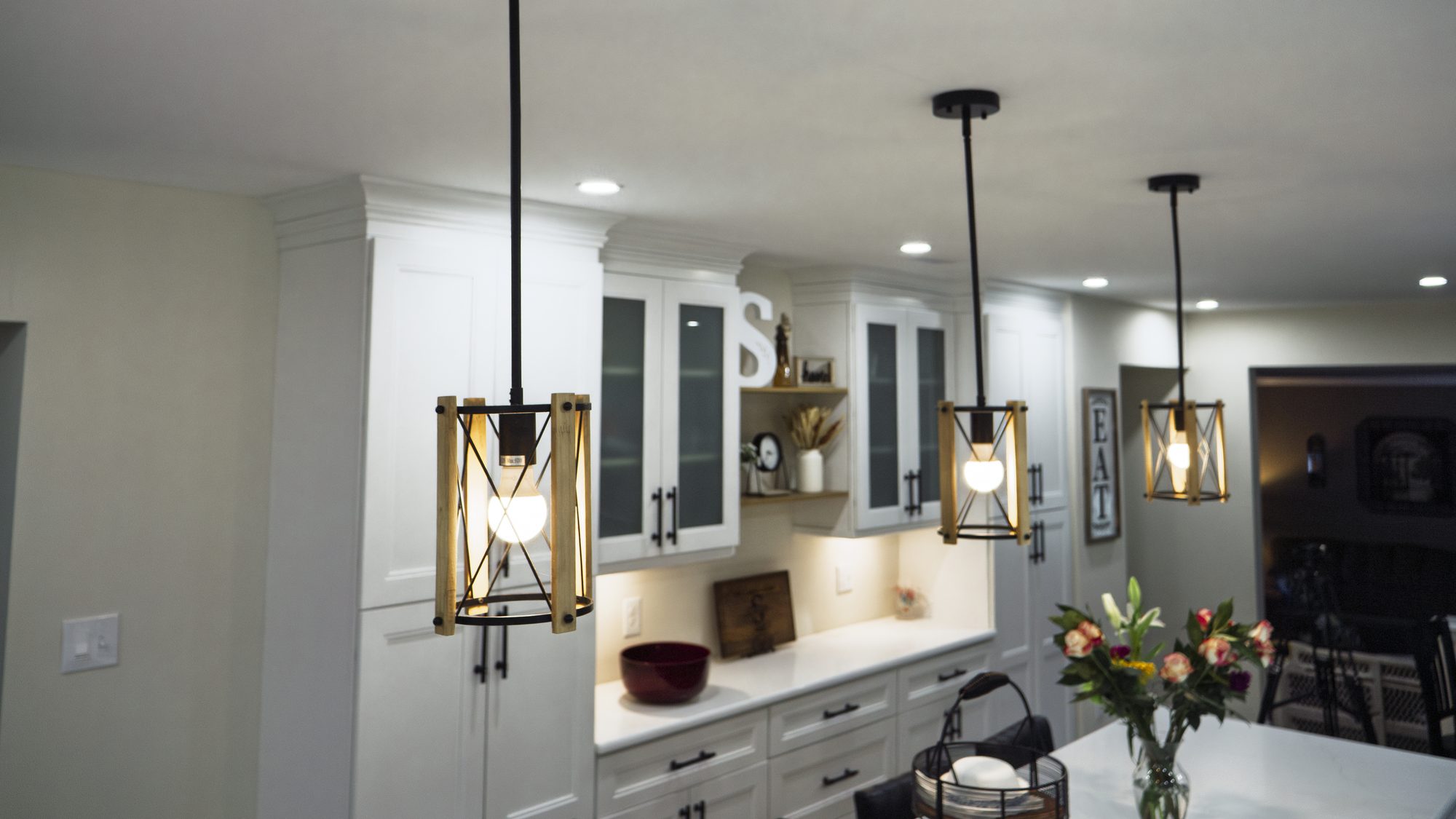 Pendant lighting detail over kitchen island